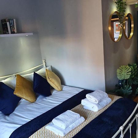 Cosy 3 Bedroom Flat In City Centre 格拉斯哥 外观 照片